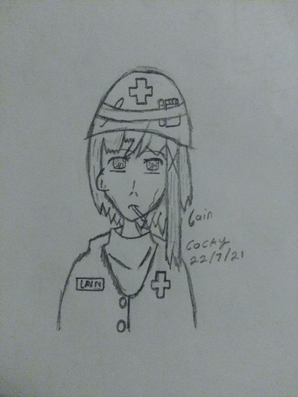 lain con traje de enfermero de guerra